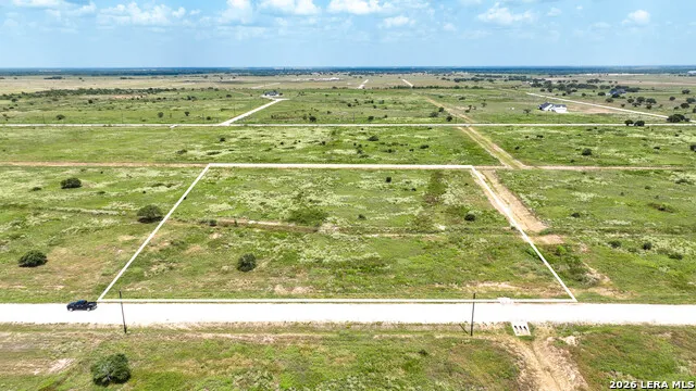 000 Teal Ln Columbus, TX 78934