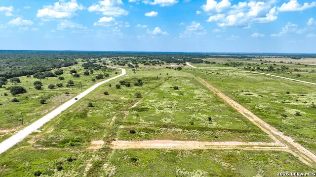 000 Teal Ln Columbus, TX 78934