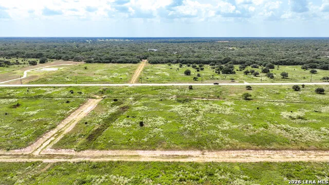 000 Teal Ln Columbus, TX 78934