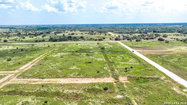 5471 Teal Ln Columbus, TX 78934