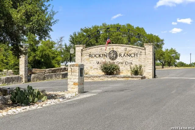 223 Peter Kleid Loop Blanco, TX 78606
