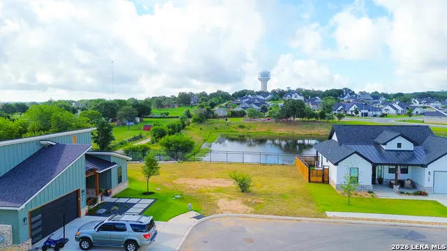 132 Woodbridge Court La Vernia, TX 78121