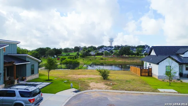 132 Woodbridge Court La Vernia, TX 78121
