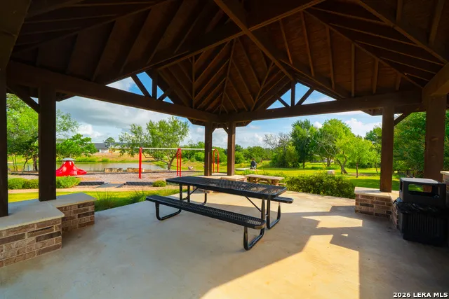 132 Woodbridge Court La Vernia, TX 78121