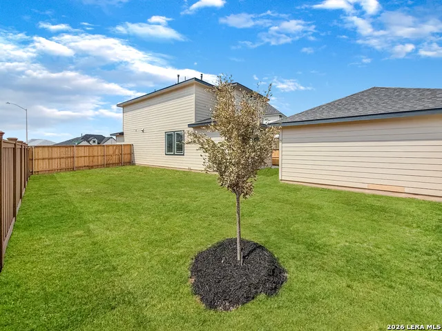 5506 DAYLIGHT DR New Braunfels, TX 78130