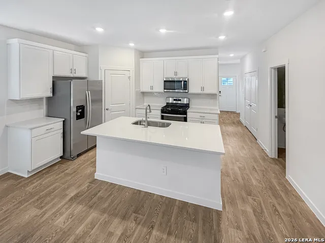 5506 DAYLIGHT DR New Braunfels, TX 78130