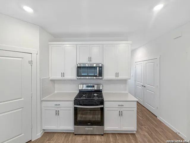 5506 DAYLIGHT DR New Braunfels, TX 78130