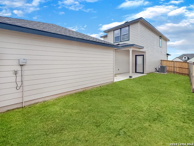 5506 DAYLIGHT DR New Braunfels, TX 78130
