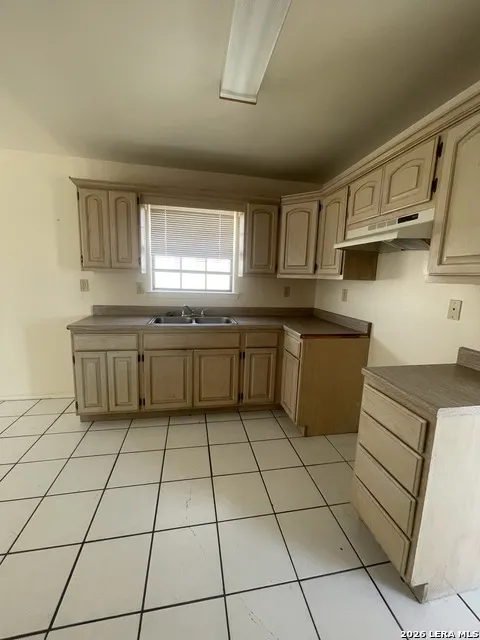 2290 Malibu Blvd Eagle Pass, TX 78852
