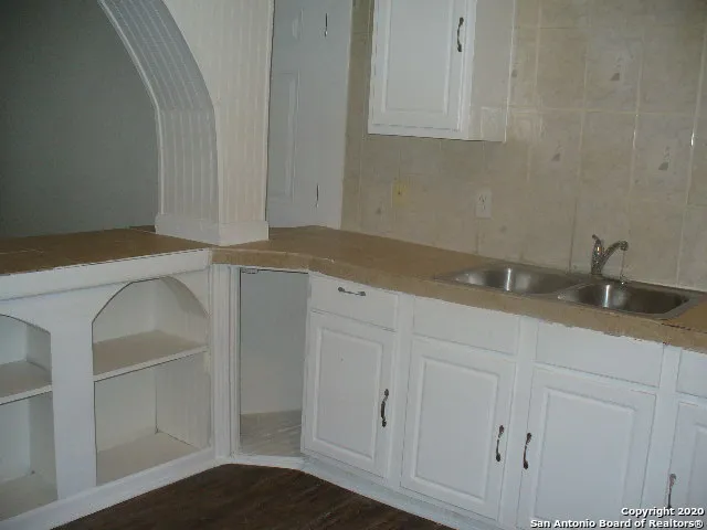 9031 PORT SHIRE DR San Antonio, TX 78242
