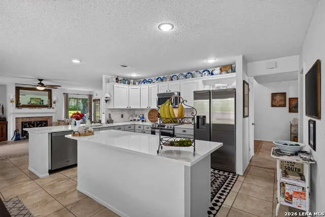 13611 Thessaly Universal City, TX 78148