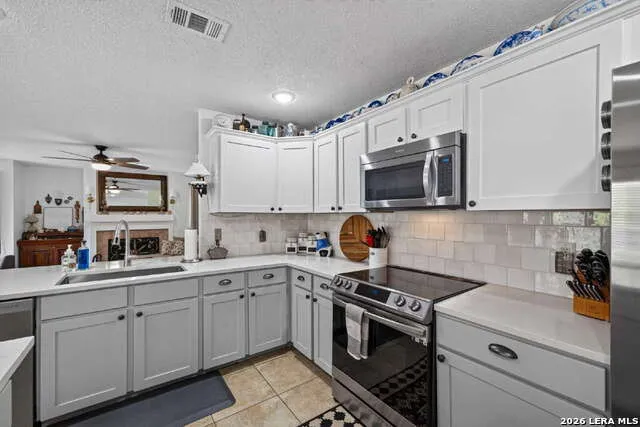 13611 Thessaly Universal City, TX 78148