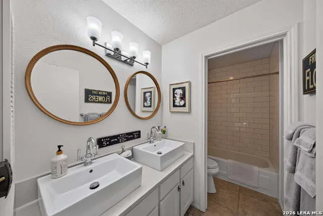 13611 Thessaly Universal City, TX 78148