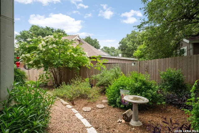 13611 Thessaly Universal City, TX 78148