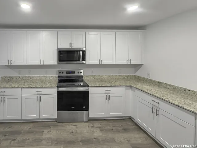 819 Bluegrass Pt New Braunfels, TX 78130