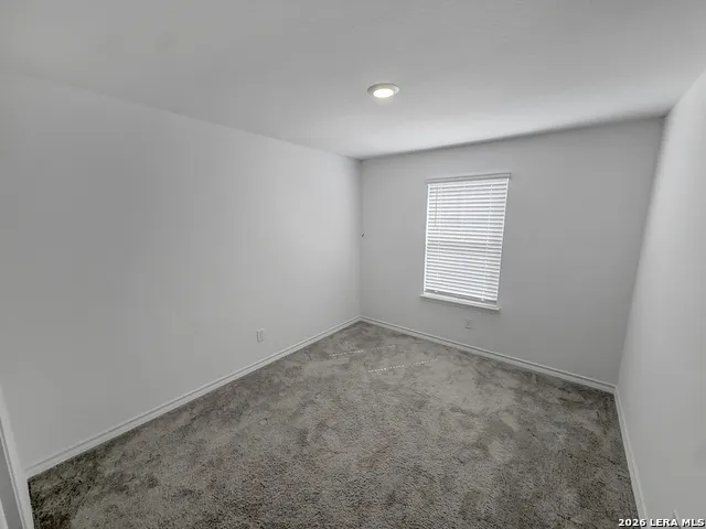 819 Bluegrass Pt New Braunfels, TX 78130