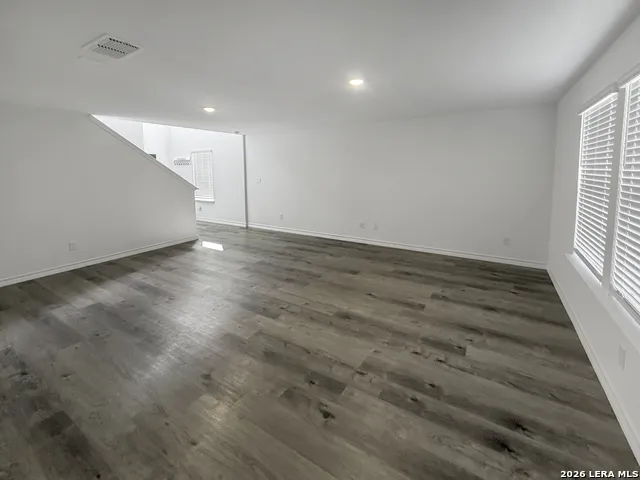 819 Bluegrass Pt New Braunfels, TX 78130