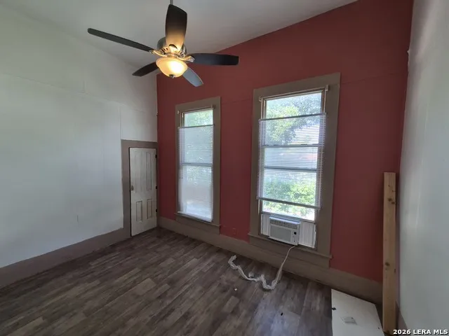 414 Sherman San Antonio, TX 78202