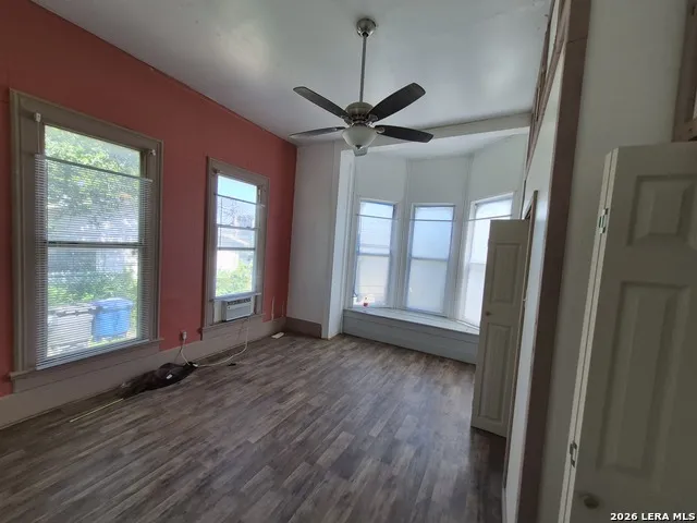 414 Sherman San Antonio, TX 78202