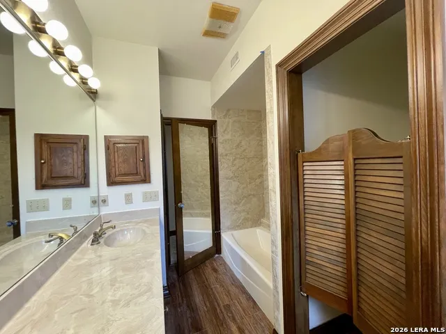 305 STATE HIGHWAY 46 W Boerne, TX 78006