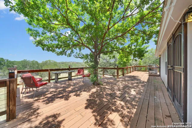 690 Windrush Canyon Lake, TX 78133