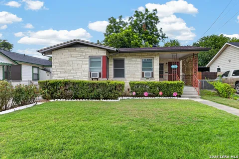 1322 W Malone