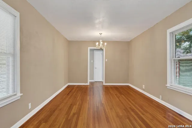1322 W Malone San Antonio, TX 78225