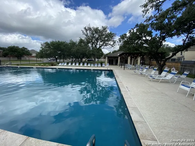 27039 TRINITY BND San Antonio, TX 78261