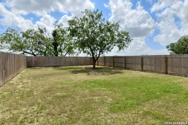 10610 GREEN LAKE DR San Antonio, TX 78223