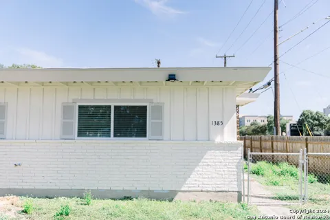 1385 OBLATE DR