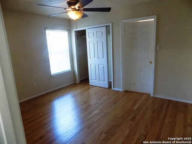 636 W Norwood San Antonio, TX 78212