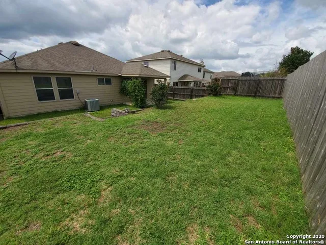 25714 GOLD YARROW San Antonio, TX 78260