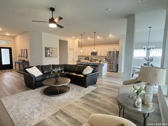 142 WILLAMETTE WAY Kyle, TX 78640
