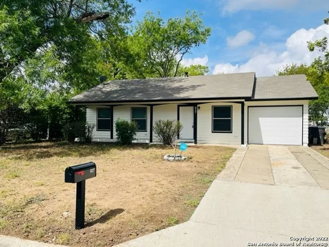 827 DUNWOODIE DR San Antonio, TX 78219