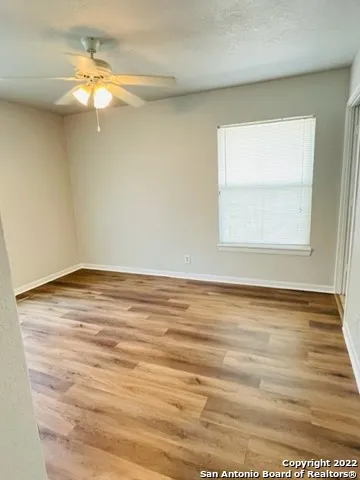 827 DUNWOODIE DR San Antonio, TX 78219