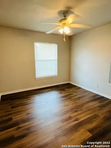 827 DUNWOODIE DR San Antonio, TX 78219