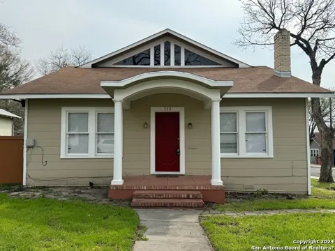 538 W ELSMERE PL