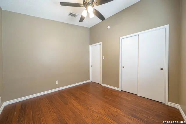 821 Meadow Stone Converse, TX 78109