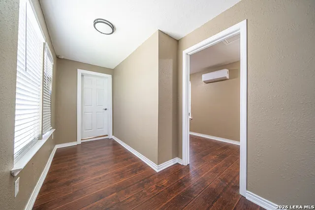821 Meadow Stone Converse, TX 78109