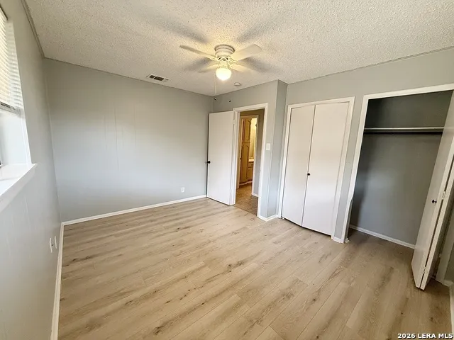 705 WOODCREST CIR New Braunfels, TX 78130