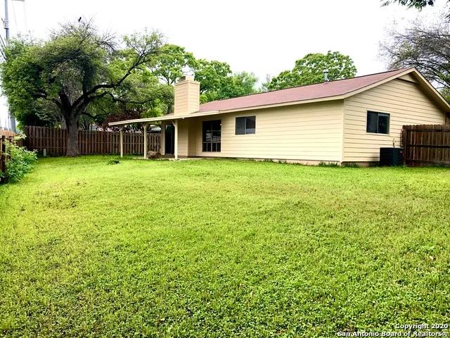 11205 CHAMPION OAK Live Oak, TX 78233