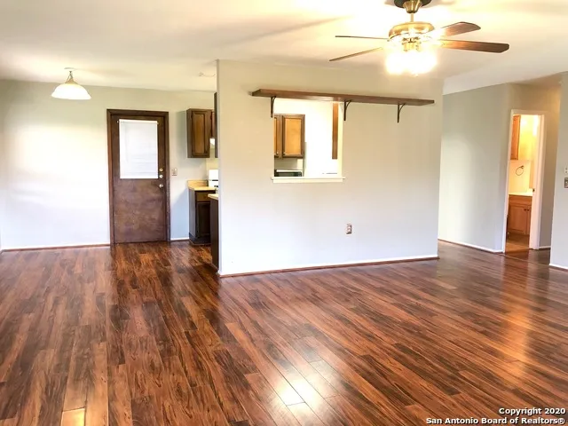 11205 CHAMPION OAK Live Oak, TX 78233