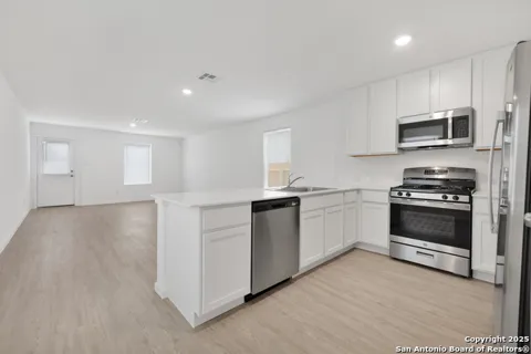 5014 BOTANIC TRL