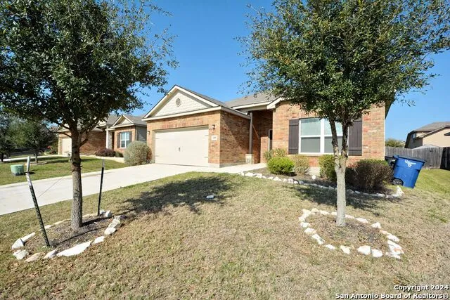140 FABARM LN New Braunfels, TX 78130