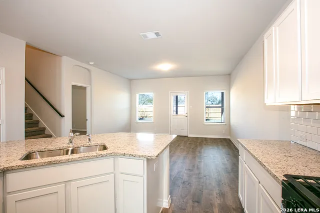 4925 PRACTICE GRN San Antonio, TX 78261