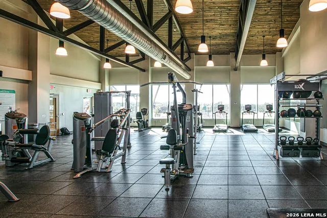 4925 PRACTICE GRN San Antonio, TX 78261