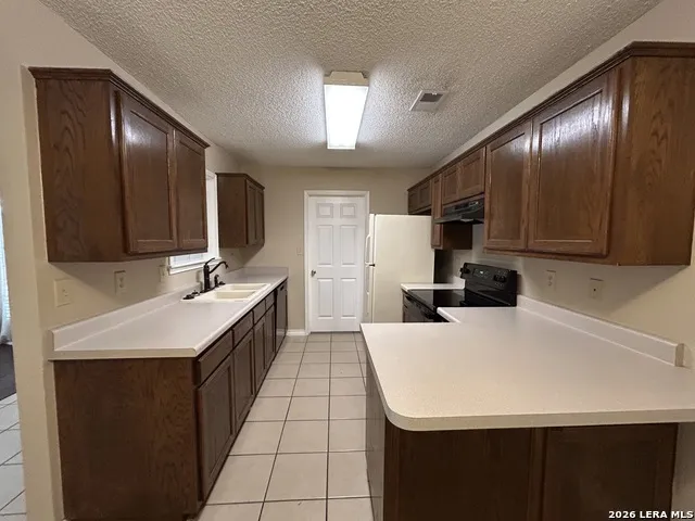 1642 W COUNTY LINE RD New Braunfels, TX 78130