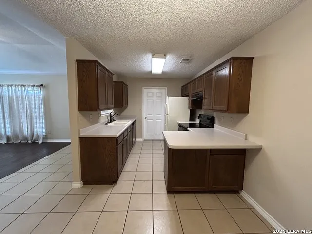 1642 W COUNTY LINE RD New Braunfels, TX 78130