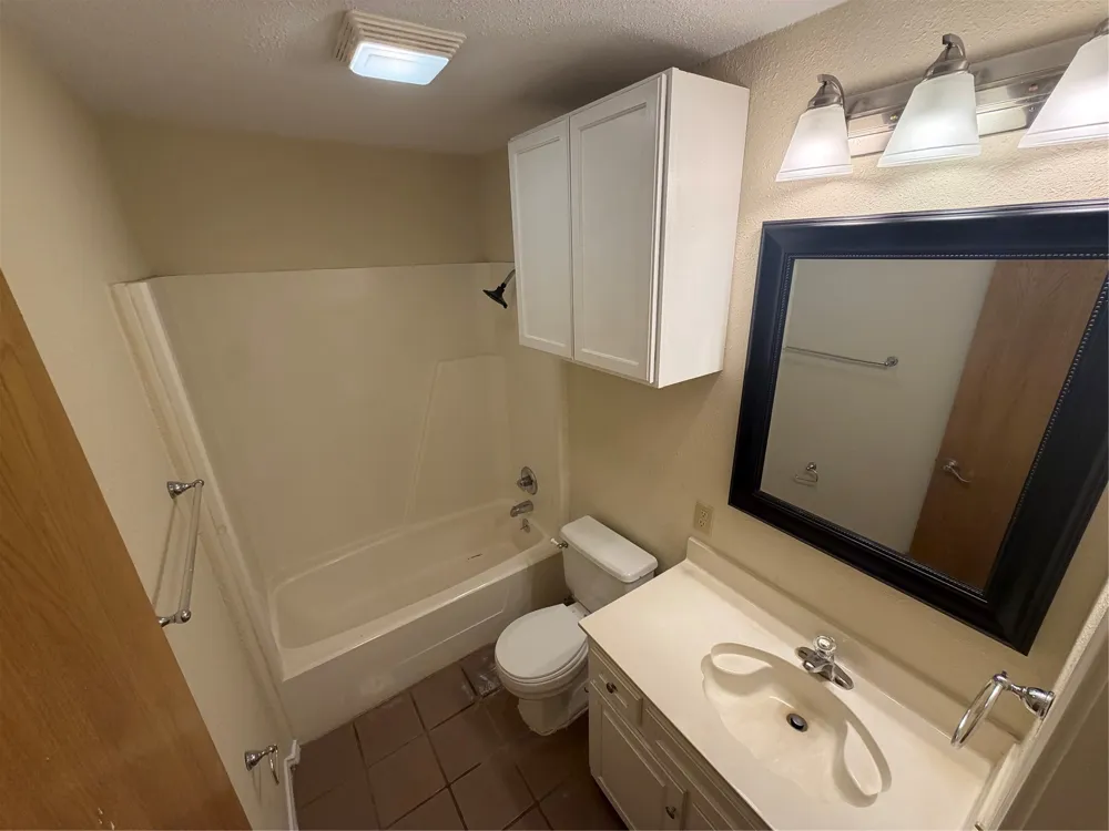 1058 E Jefferson Street Van Alstyne, TX 75495