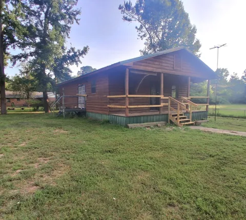 816 NE 6th St.